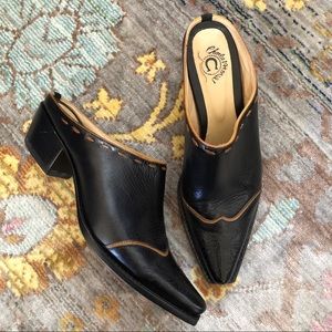 Charlie 1 Horse leather cowgirl slide boots. Sz 9